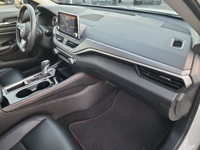 Used 2024 Nissan Altima 2.5 SR image 15