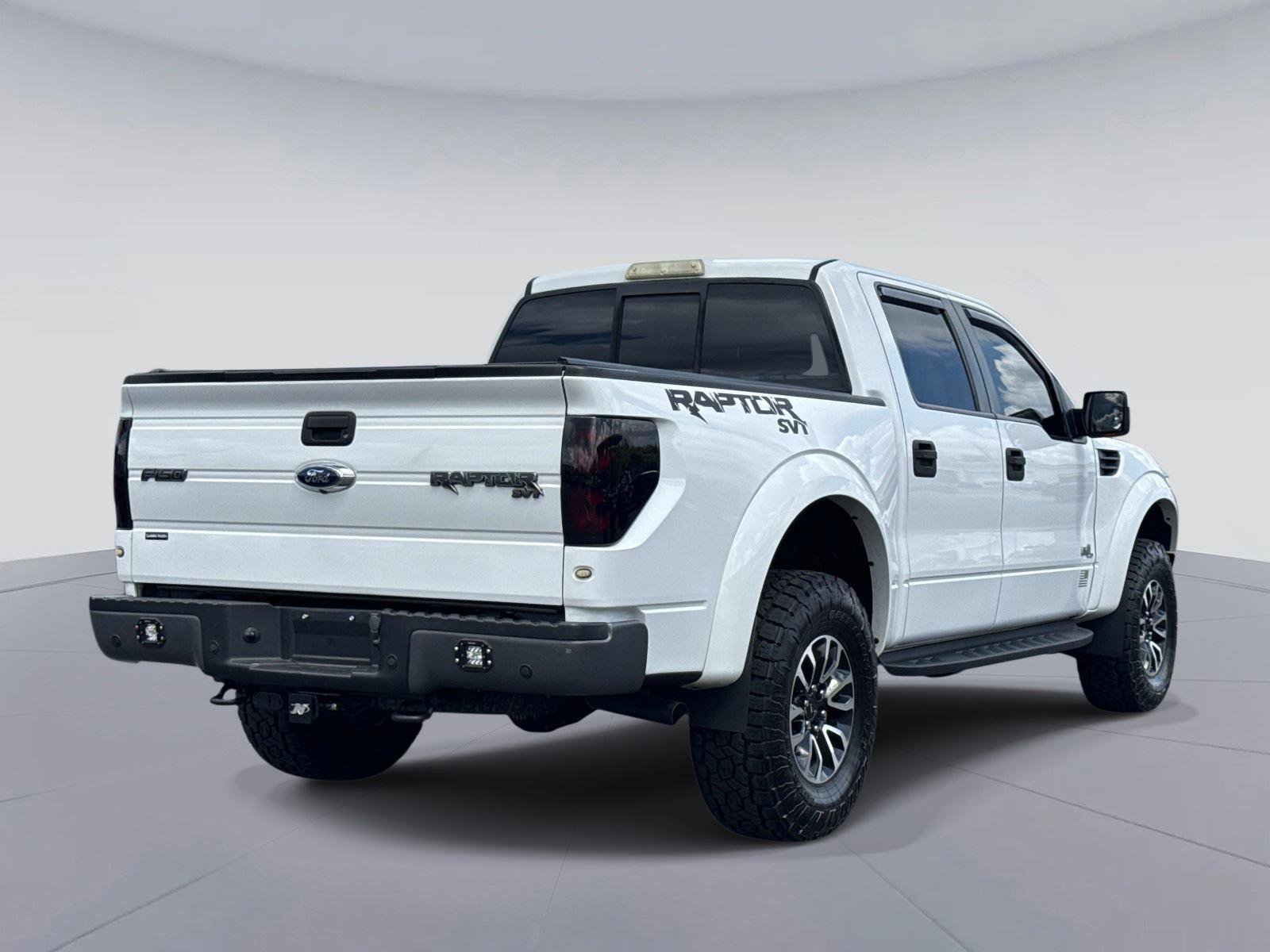 Used 2014 Ford F150 Raptor w/ Equipment Group 801A Luxury AWD/4WD image 3