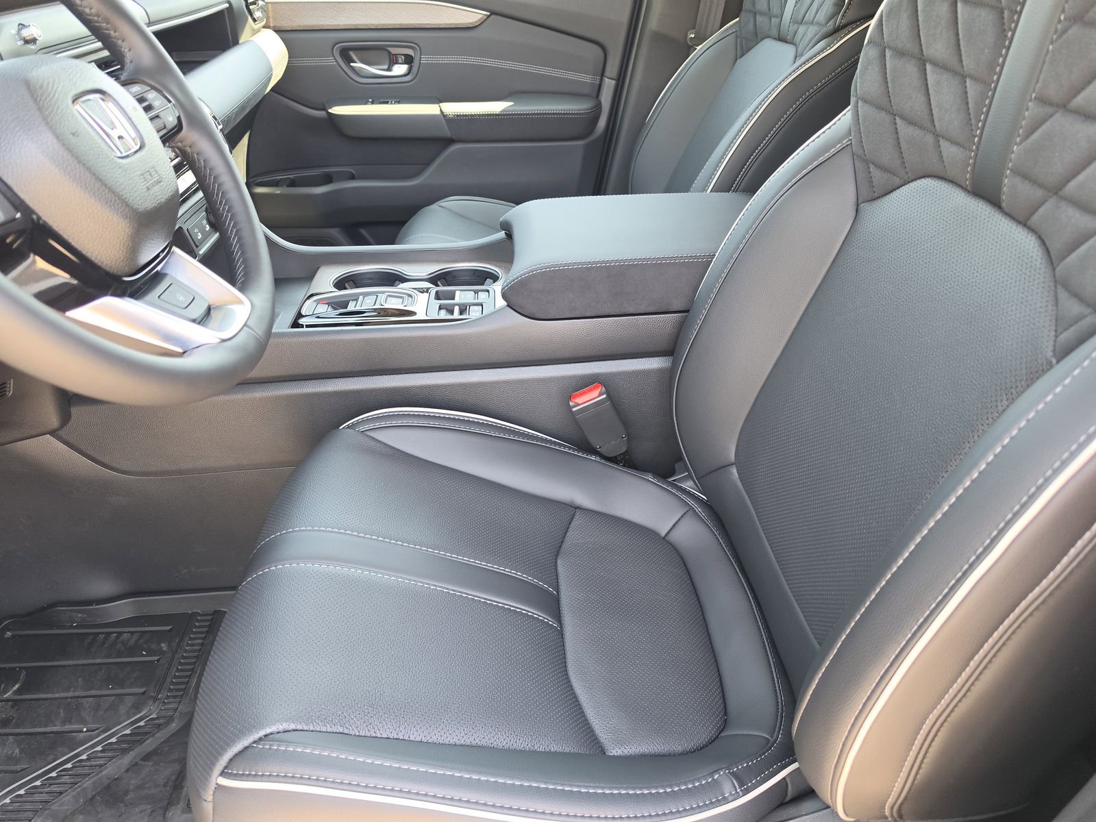New 2026 Honda Pilot Elite image 12