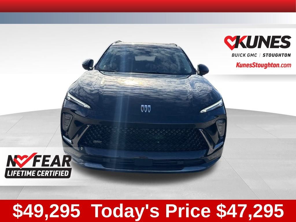 New 2026 Buick Envision Sport Touring image 5