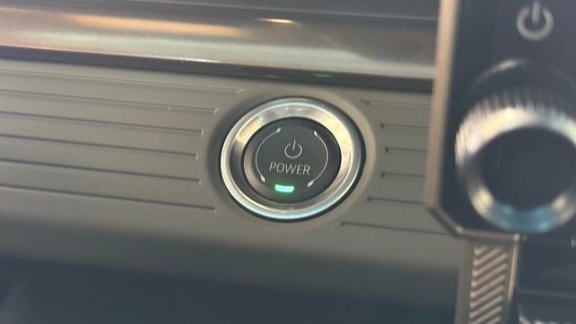 Used 2025 GMC Hummer EV 3X image 38