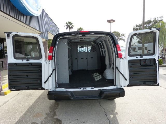 Used 2021 Chevrolet Express 2500 w/ Driver Convenience Package image 14