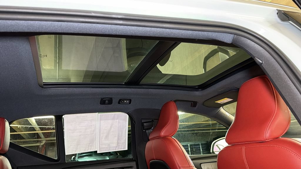 Used 2019 Volvo XC40 T5 Inscription AWD/4WD image 13