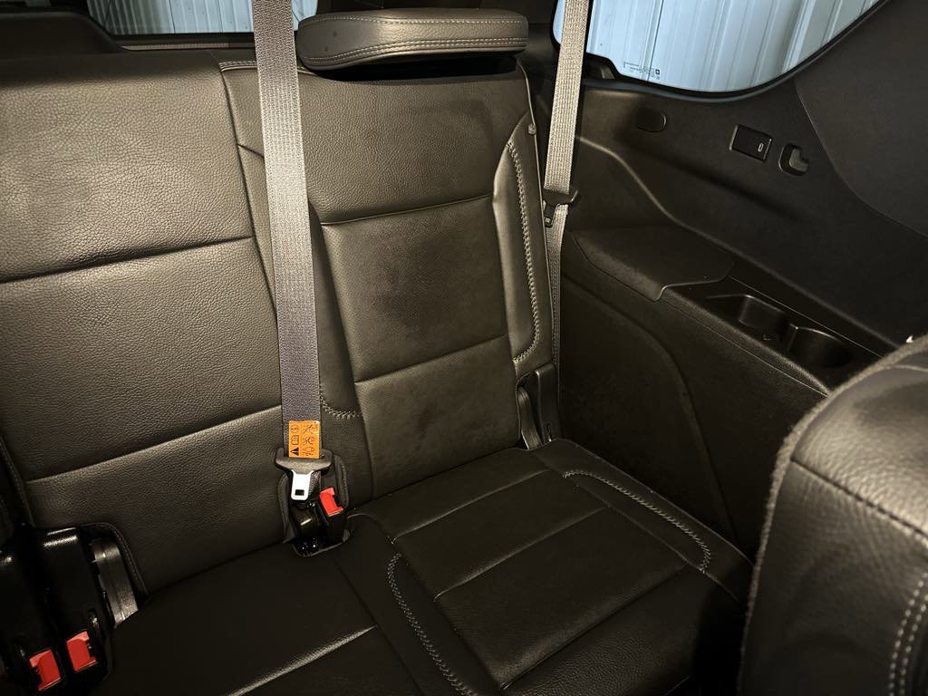 Used 2023 GMC Yukon Denali image 9