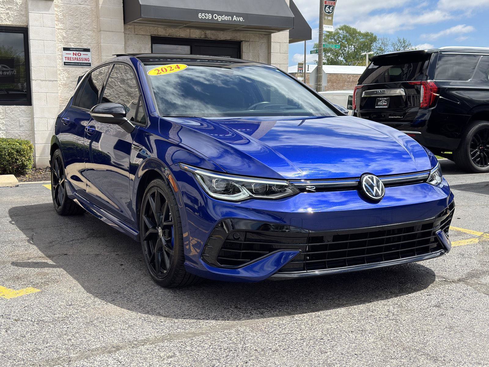 Used 2024 Volkswagen Golf R AWD/4WD image 17