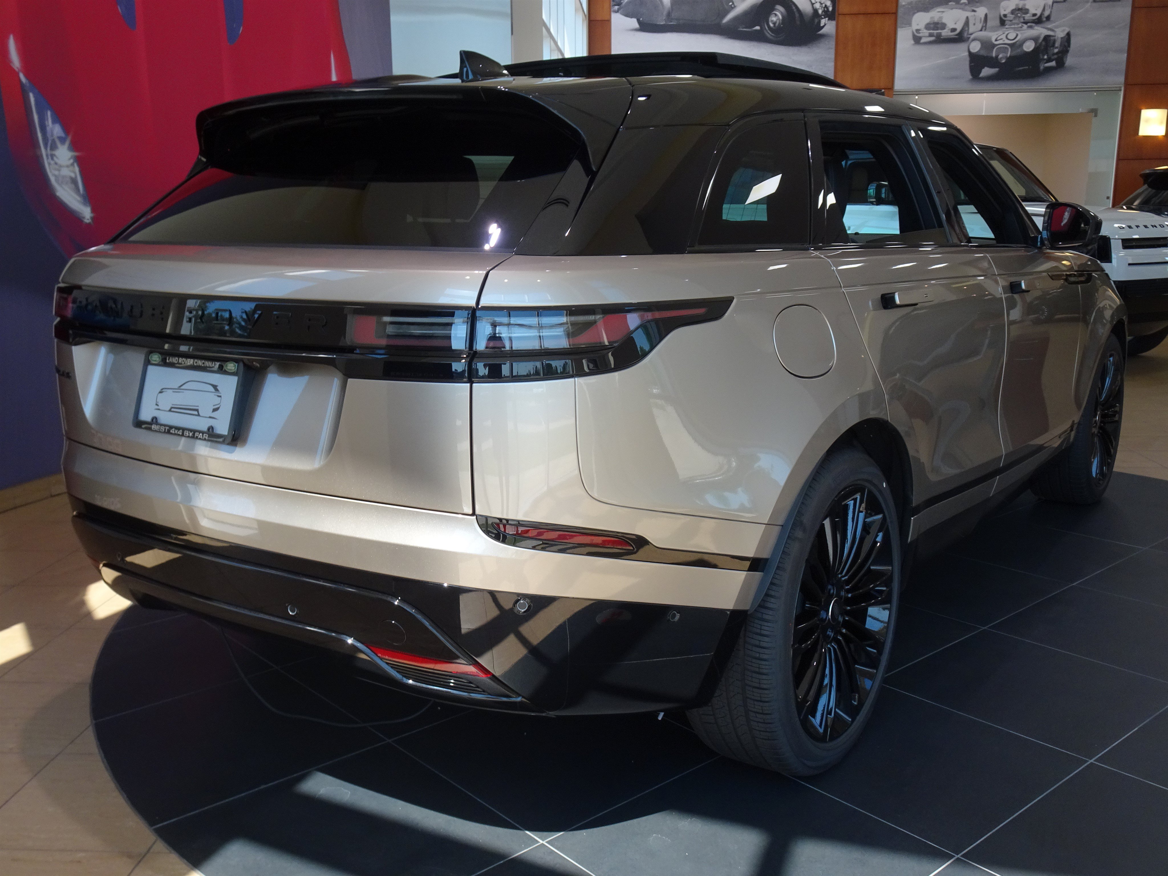 New 2026 Land Rover Range Rover Velar Belgravia AWD/4WD image 13