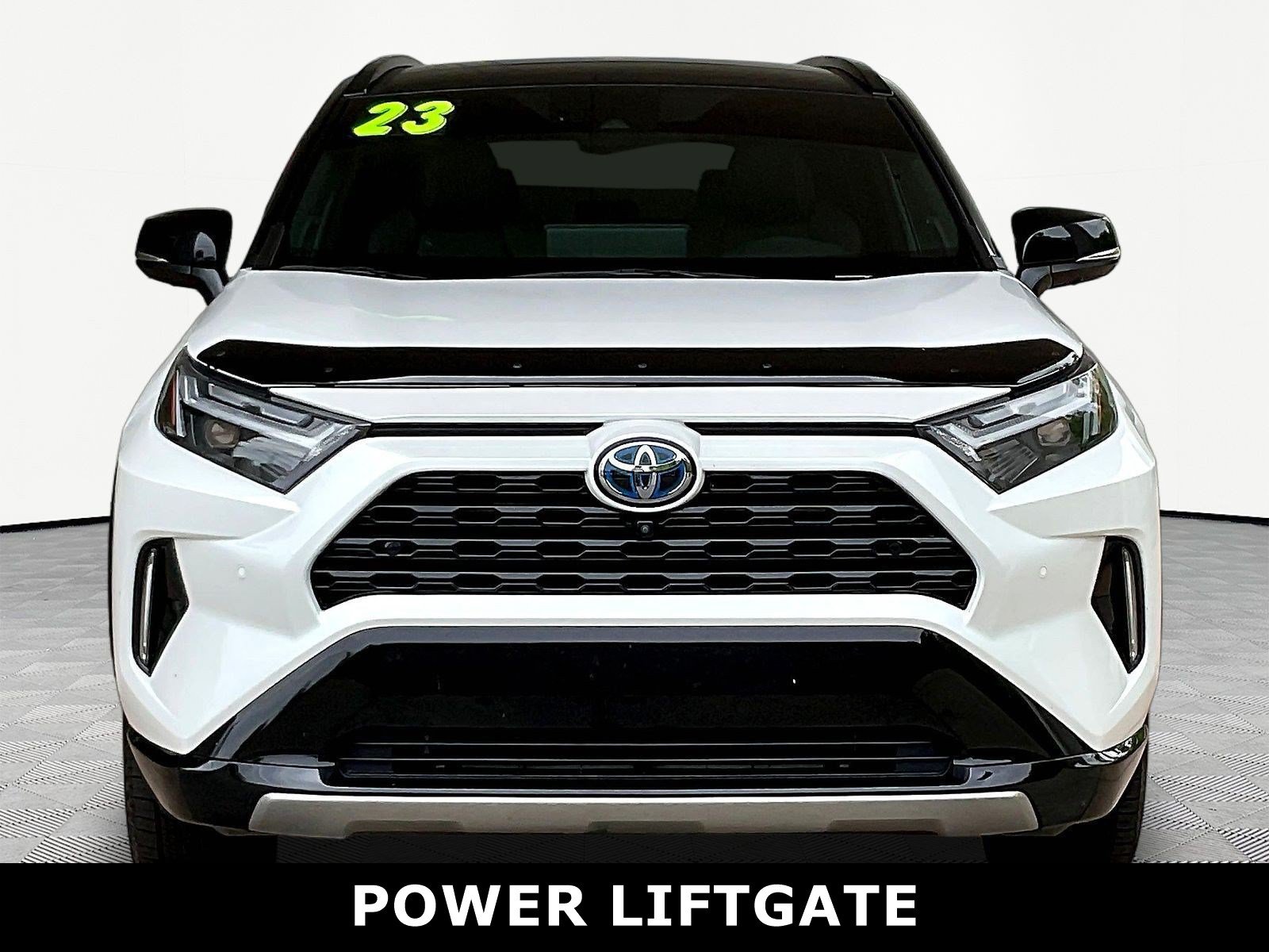Used 2023 Toyota RAV4 XSE AWD/4WD image 2