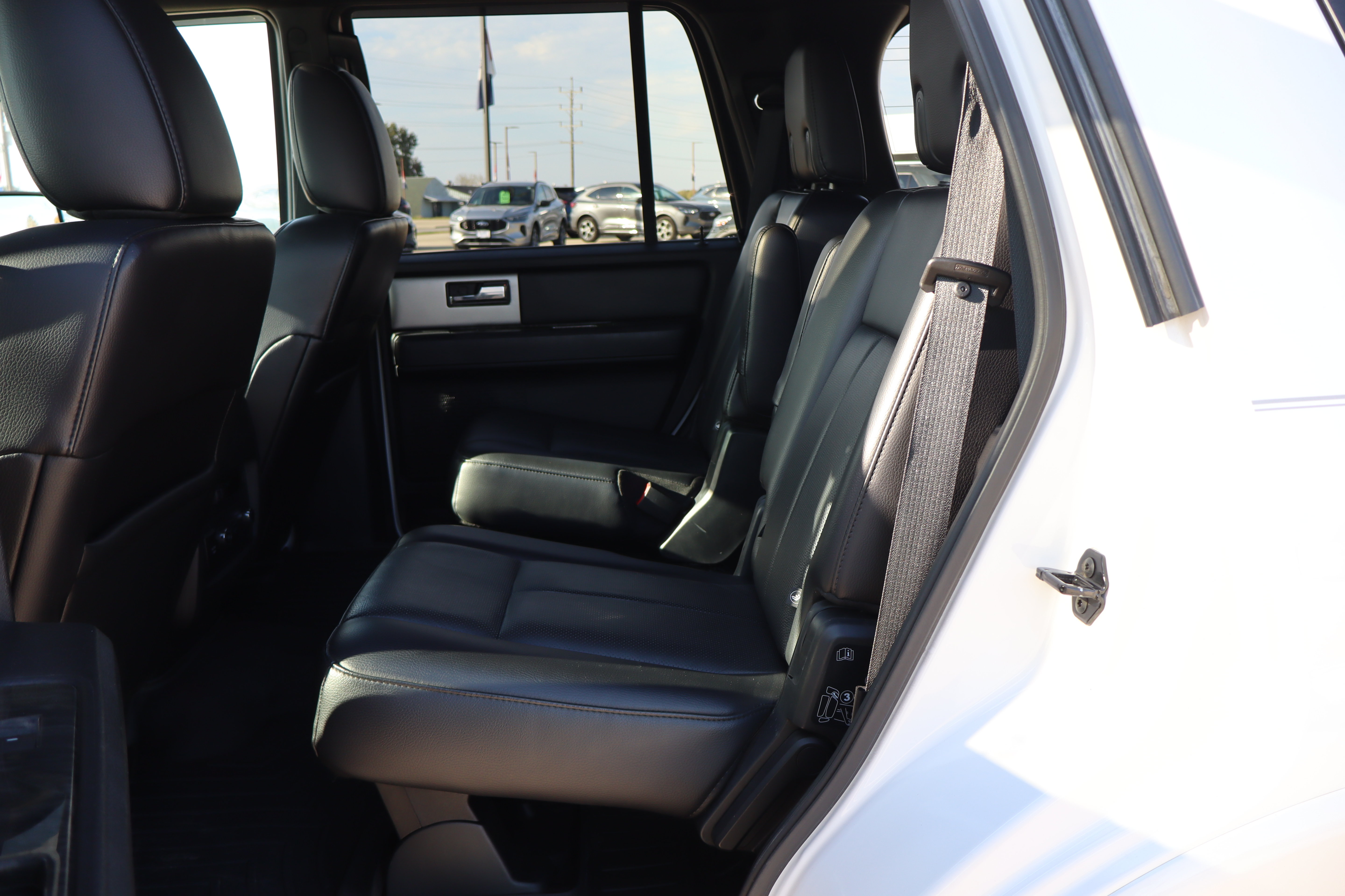 Certified 2017 Ford Expedition Limited w/ Equipment Group 301A AWD/4WD image 11