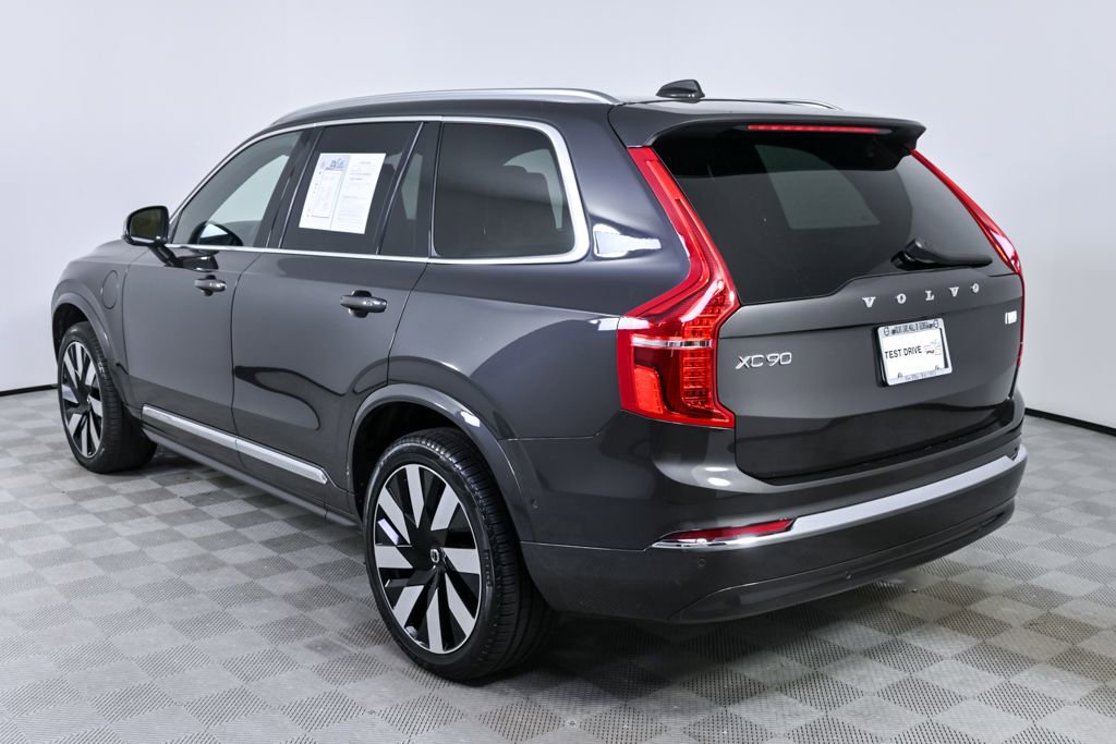 Certified 2024 Volvo XC90 T8 Ultimate AWD/4WD image 4