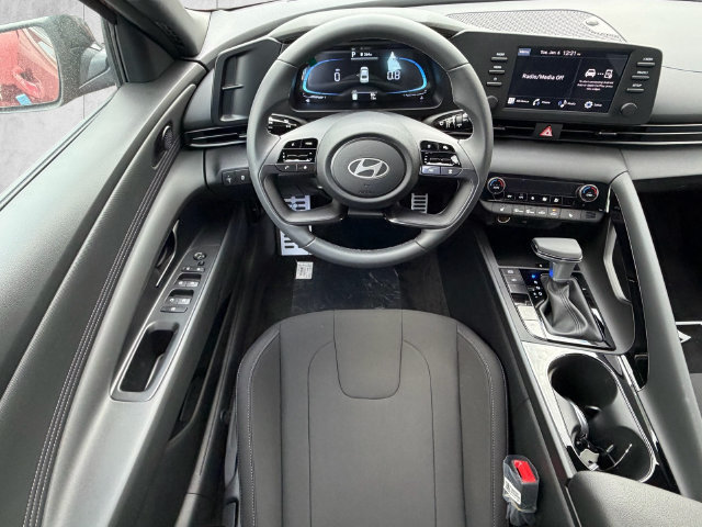 New 2026 Hyundai Elantra SEL Sport Premium FWD image 5