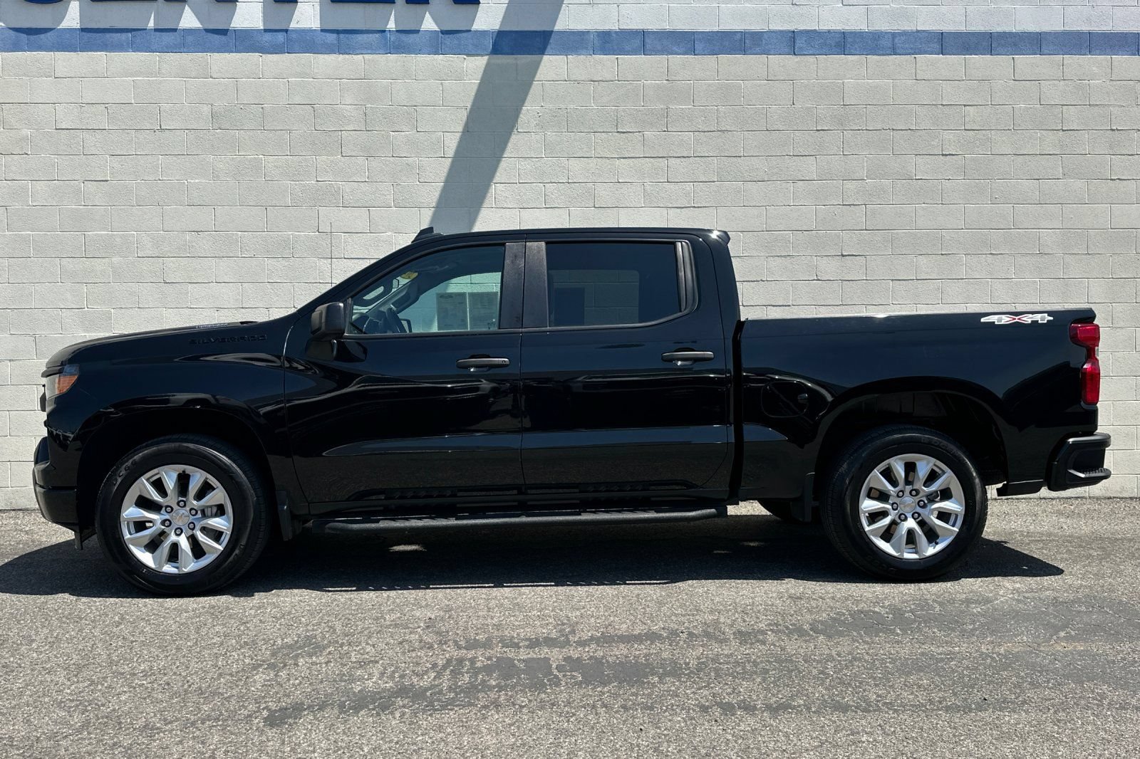 Certified 2024 Chevrolet Silverado 1500 Custom w/ LPO, Dark Essentials Package AWD/4WD image 7