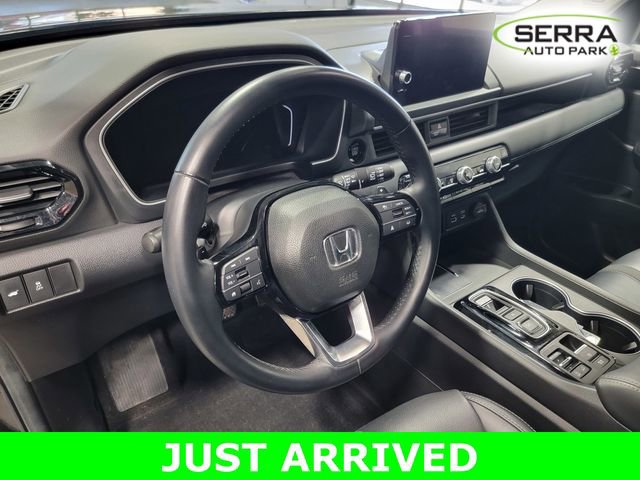 Used 2023 Honda Pilot Touring image 12