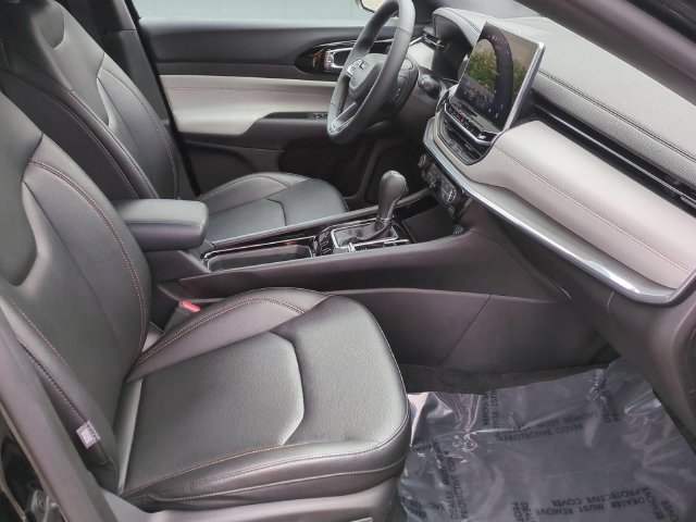 Used 2024 Jeep Compass Limited AWD/4WD image 30