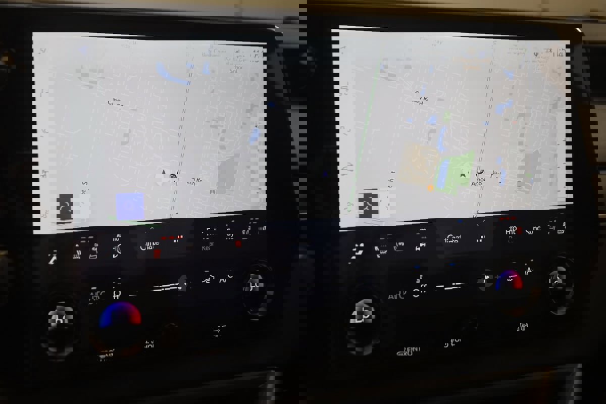 Used 2023 Lexus RX 500h F Sport image 9