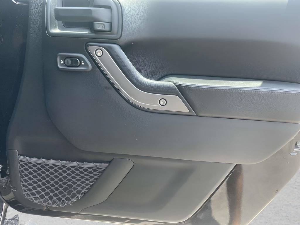 Used 2017 Jeep Wrangler Unlimited Sport AWD/4WD image 7