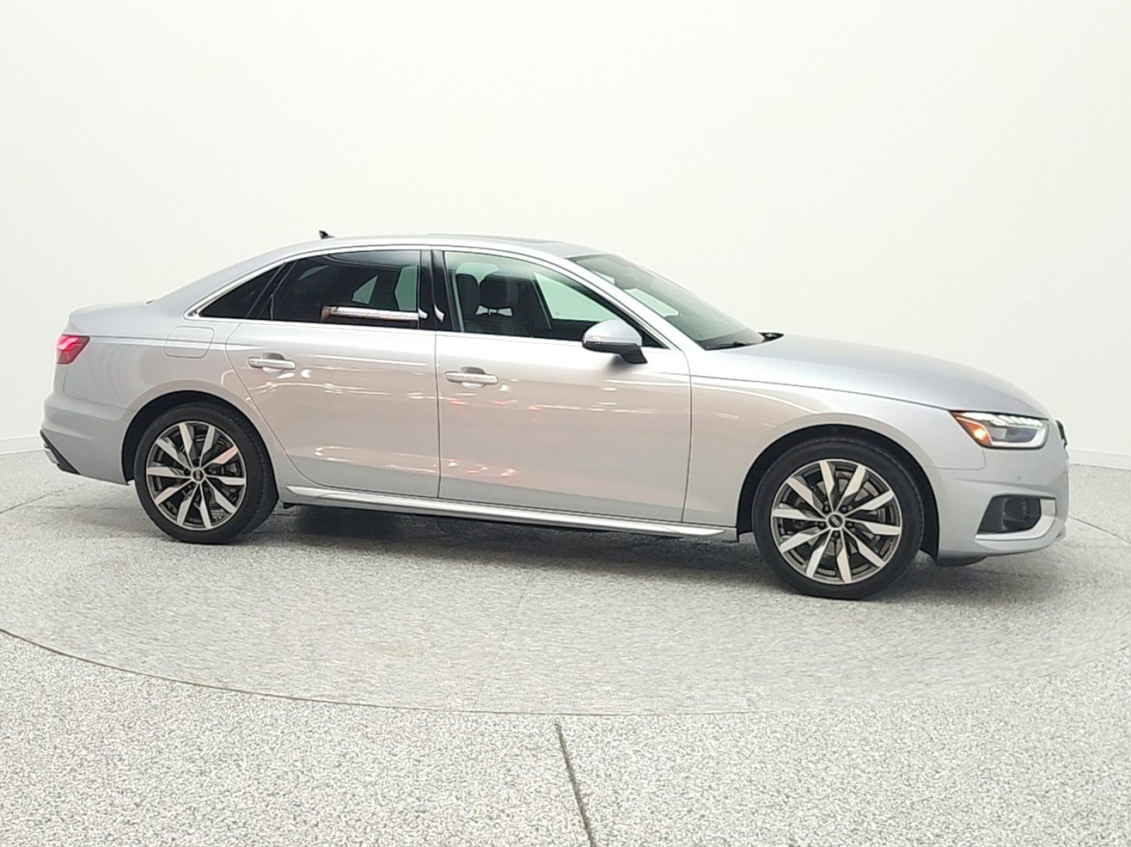 Used 2023 Audi A4 2.0T Premium w/ Convenience Package AWD/4WD image 4