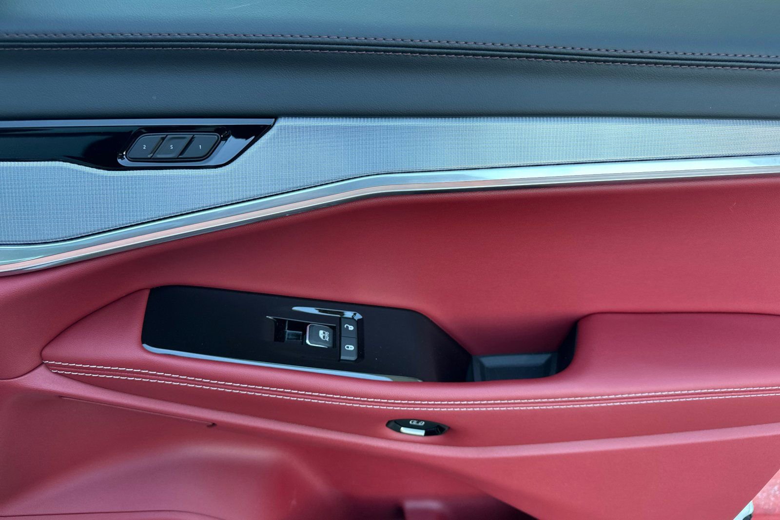 Used 2024 Jeep Wagoneer Launch Edition image 21