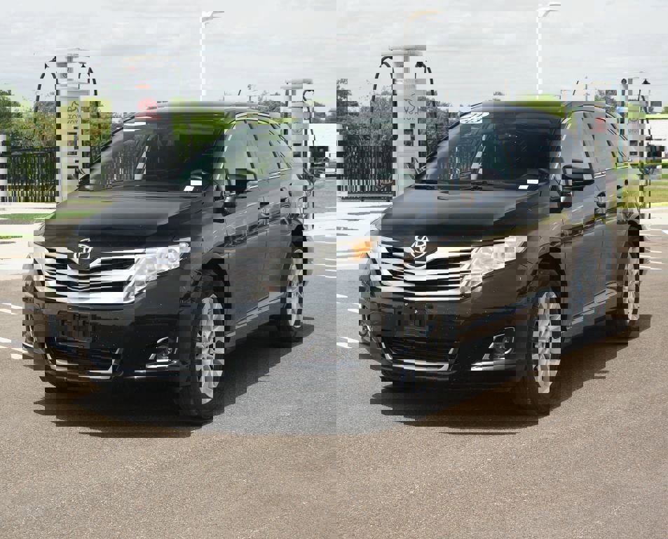 Used 2013 Toyota Venza LE FWD image 14