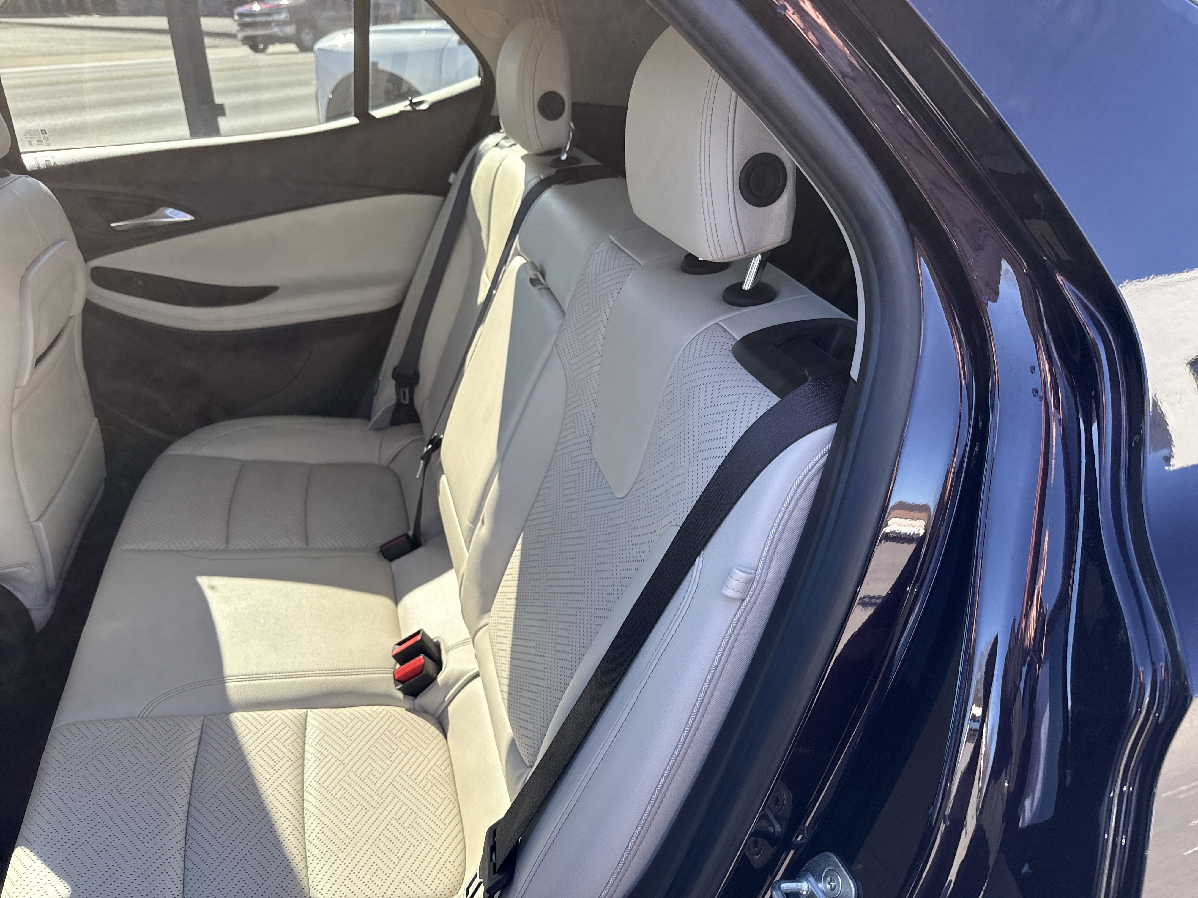 Used 2020 Buick Encore GX Essence image 13