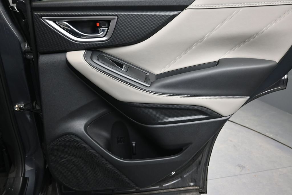 Used 2023 Subaru Forester Limited w/ Popular Package #3 AWD/4WD image 14