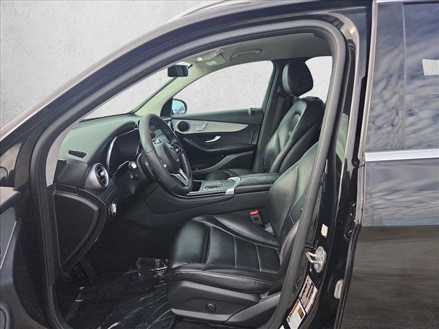 Used 2020 Mercedes-Benz GLC 300 image 14