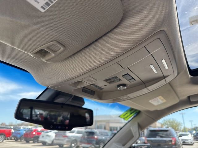 Used 2018 Chevrolet Tahoe LT w/ LT Signature Package AWD/4WD image 45