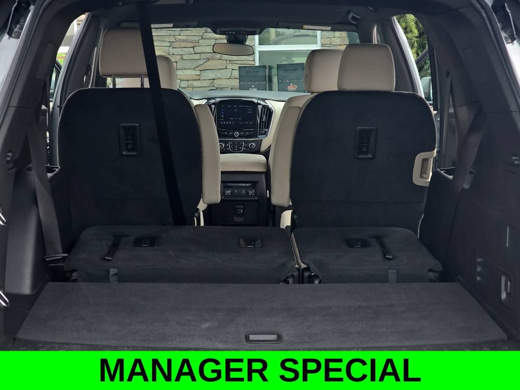 Used 2023 Chevrolet Traverse LT w/ LPO, Cargo Package AWD/4WD image 13