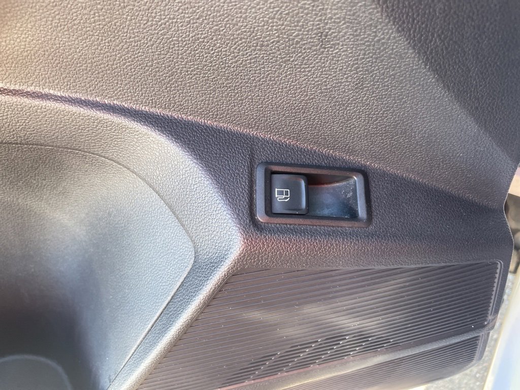 Used 2024 Volkswagen Taos SE image 24