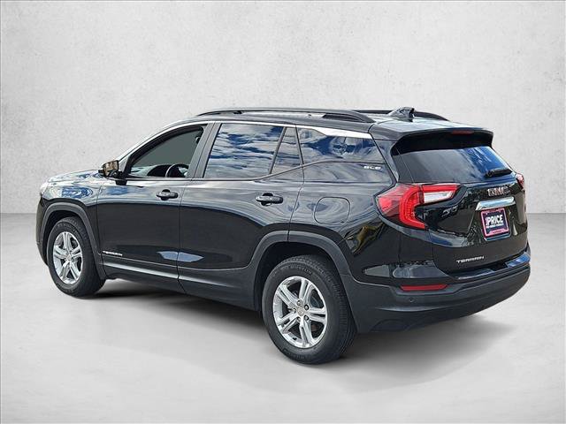 Used 2024 GMC Terrain SLE w/ Driver Convenience Package FWD image 8