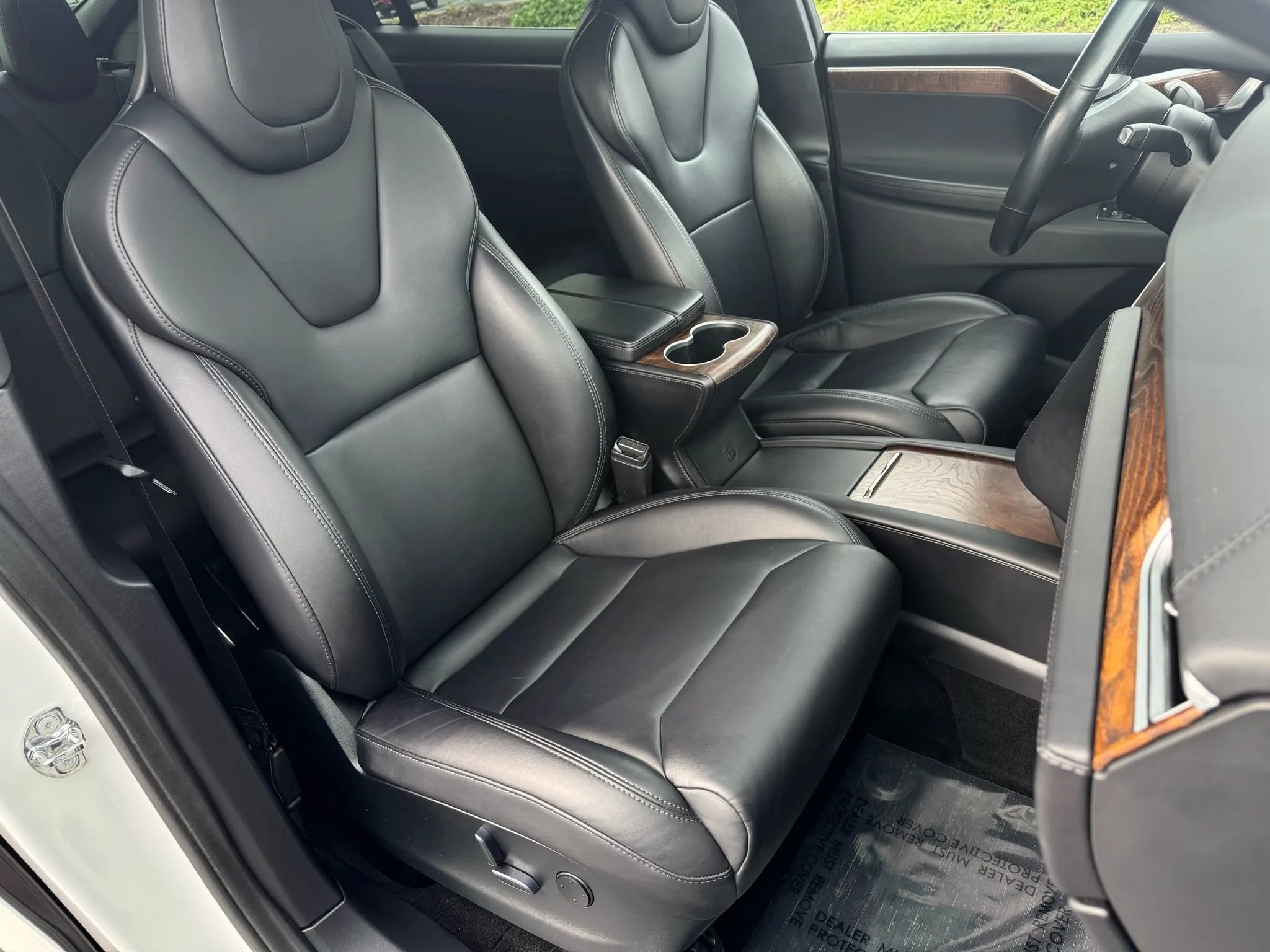 Used 2017 Tesla Model X 75D image 31