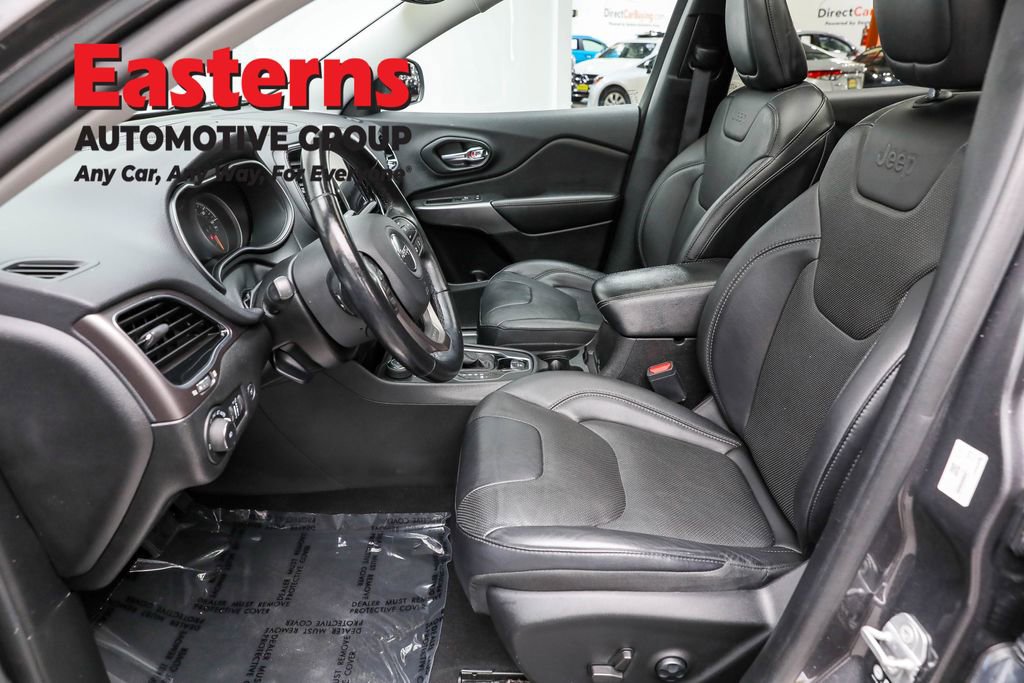 Used 2021 Jeep Cherokee Limited image 14