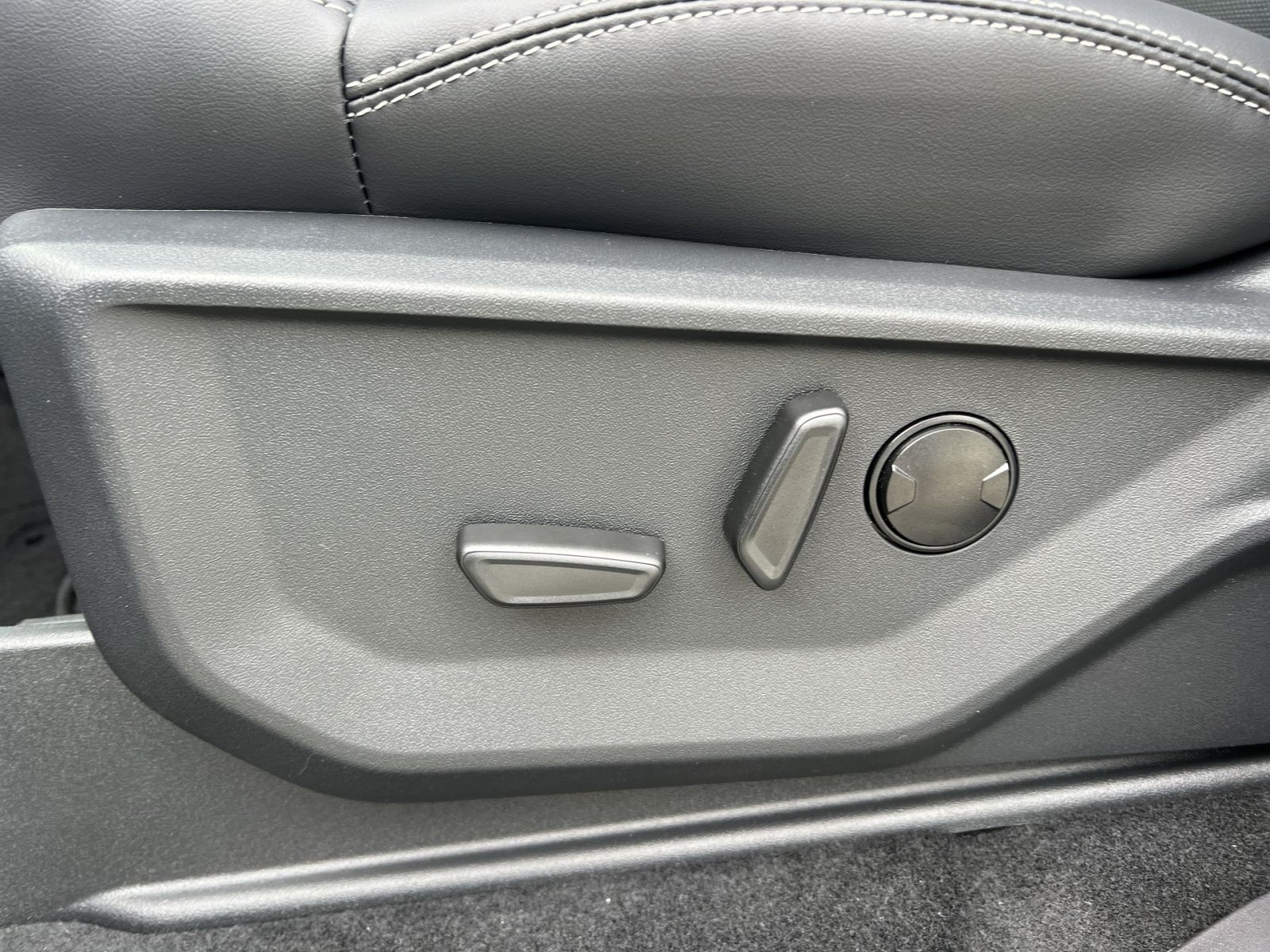 New 2027 Ford Expedition Max Platinum AWD/4WD image 25