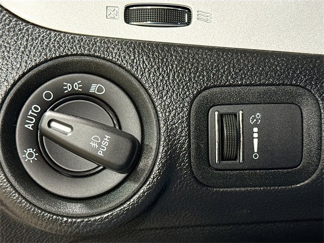 Used 2017 Dodge Journey GT w/ Driver Convenience Group image 12