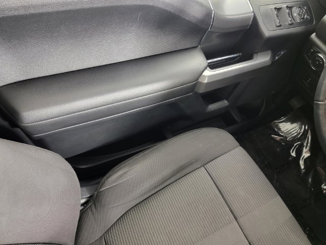 Used 2017 Ford F150 XLT w/ Equipment Group 302A Luxury AWD/4WD image 31