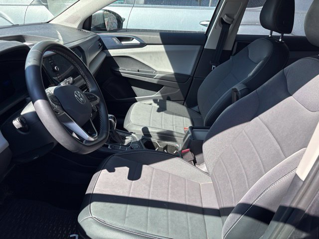 Certified 2022 Volkswagen Taos SE AWD/4WD image 7
