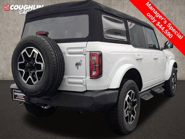 Used 2024 Ford Bronco Outer Banks image 8