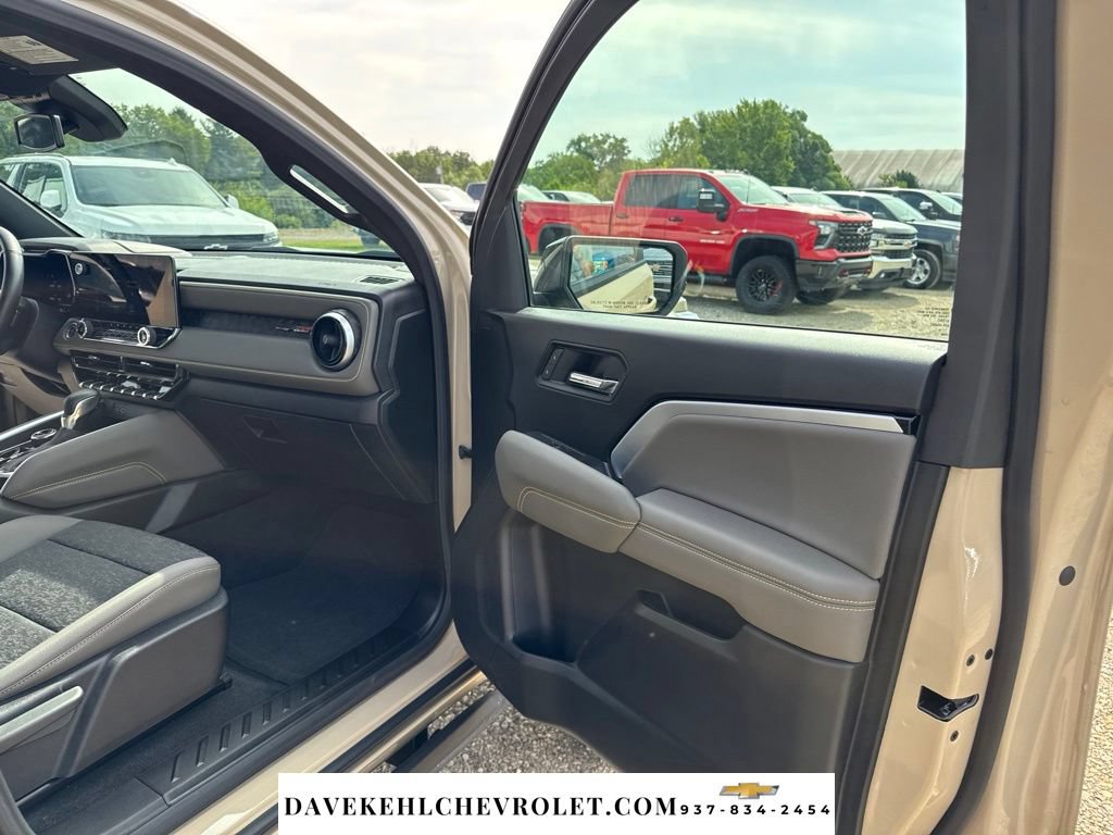 Used 2024 Chevrolet Colorado ZR2 AWD/4WD image 22
