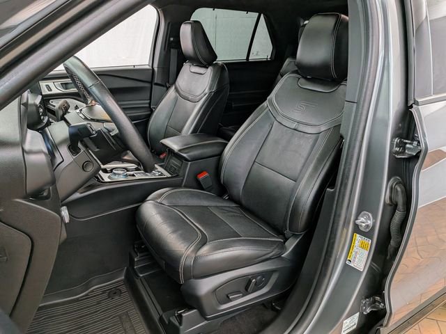 Used 2023 Ford Explorer ST w/ Equipment Group 401A image 12