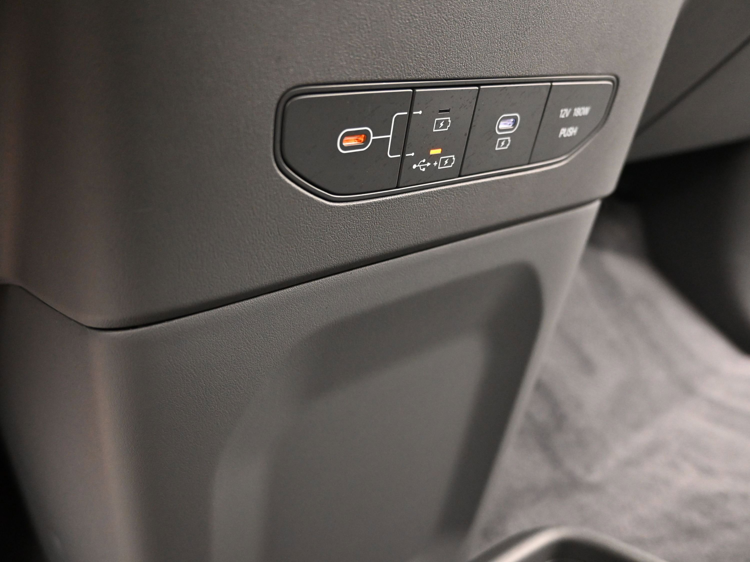 Used 2024 Kia EV9 Light image 25