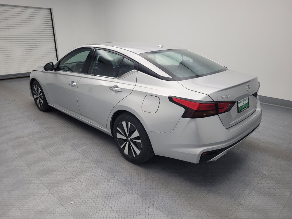 Used 2020 Nissan Altima 2.5 SV FWD image 3
