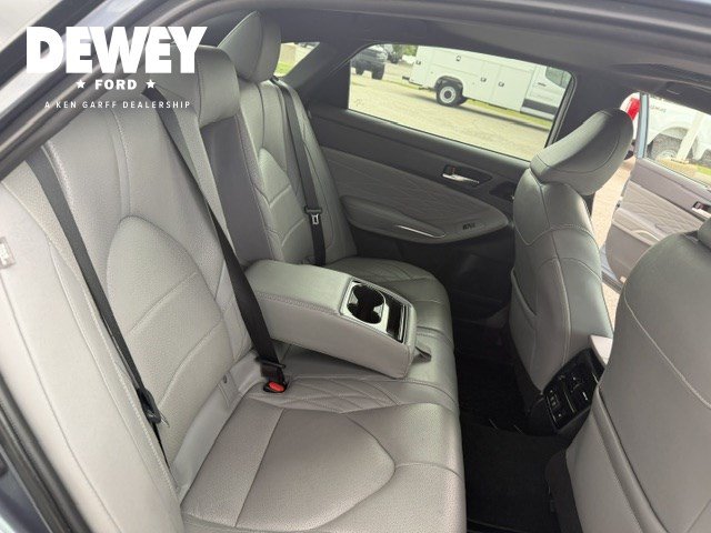 Used 2020 Toyota Avalon Limited w/ Advanced Safety Package FWD image 34
