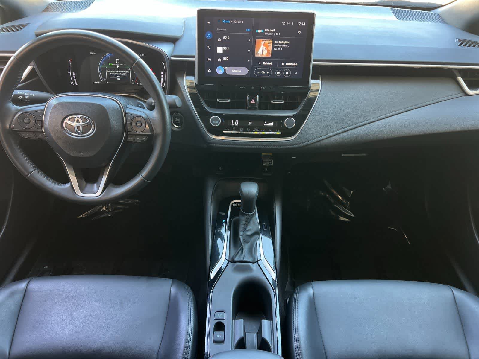 Used 2025 Toyota Corolla XSE FWD image 4