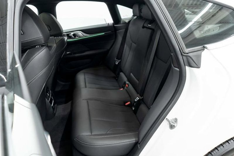 Used 2025 BMW 430i xDrive w/ Premium Package image 37