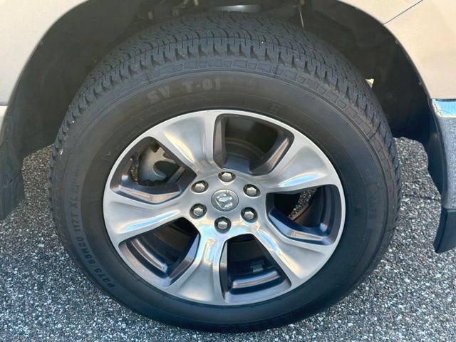 Used 2023 RAM 1500 Laramie AWD/4WD image 11
