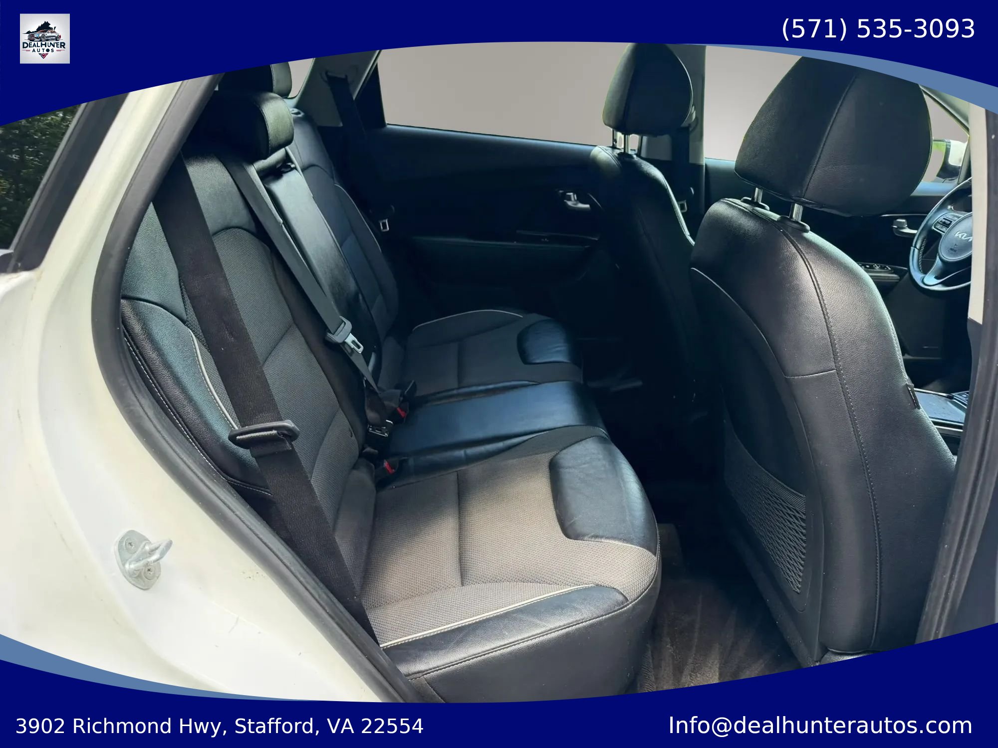 Used 2022 Kia Niro EX w/ Cold Weather Package FWD image 17