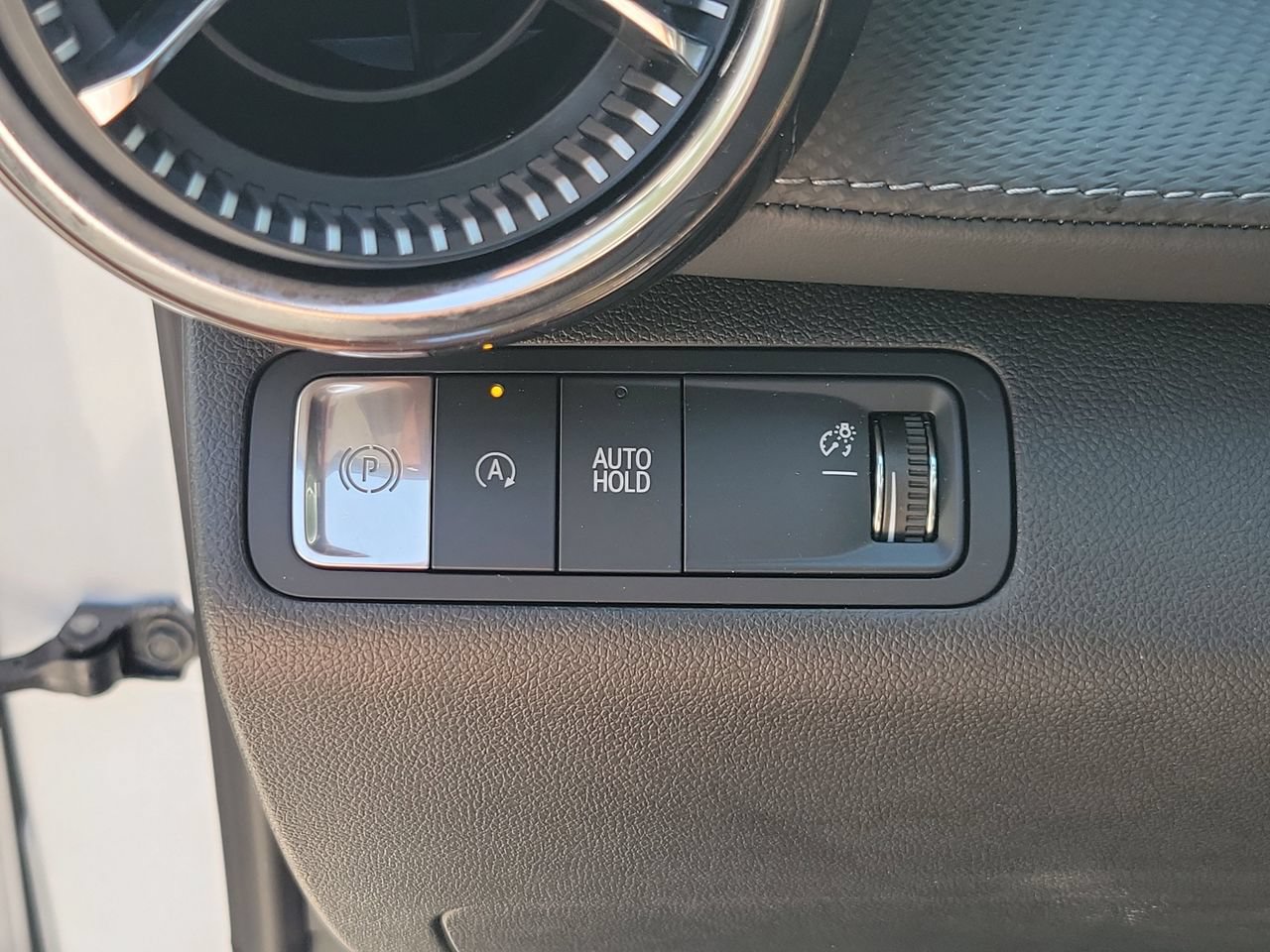 Used 2026 Chevrolet Equinox LT FWD image 29