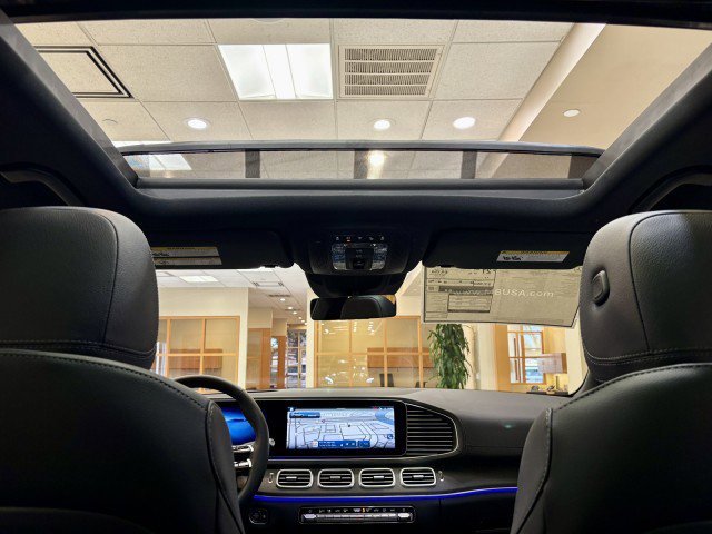 New 2026 Mercedes-Benz GLS 450 4MATIC image 12