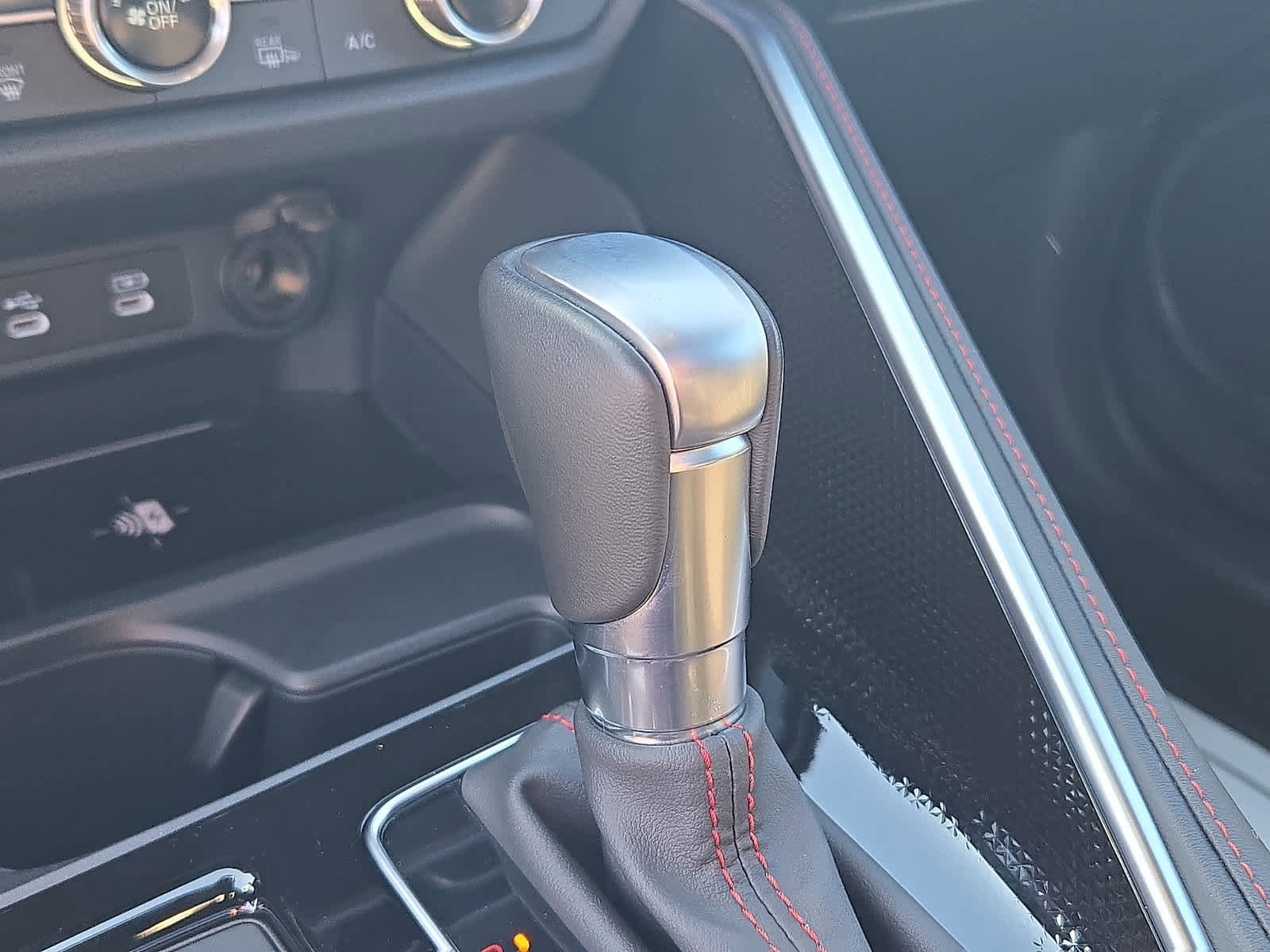 Certified 2025 Acura ADX A-Spec image 17