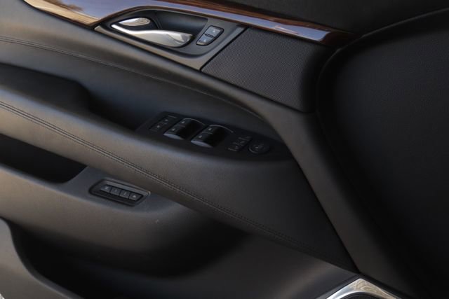 Used 2015 Cadillac Escalade Premium image 22
