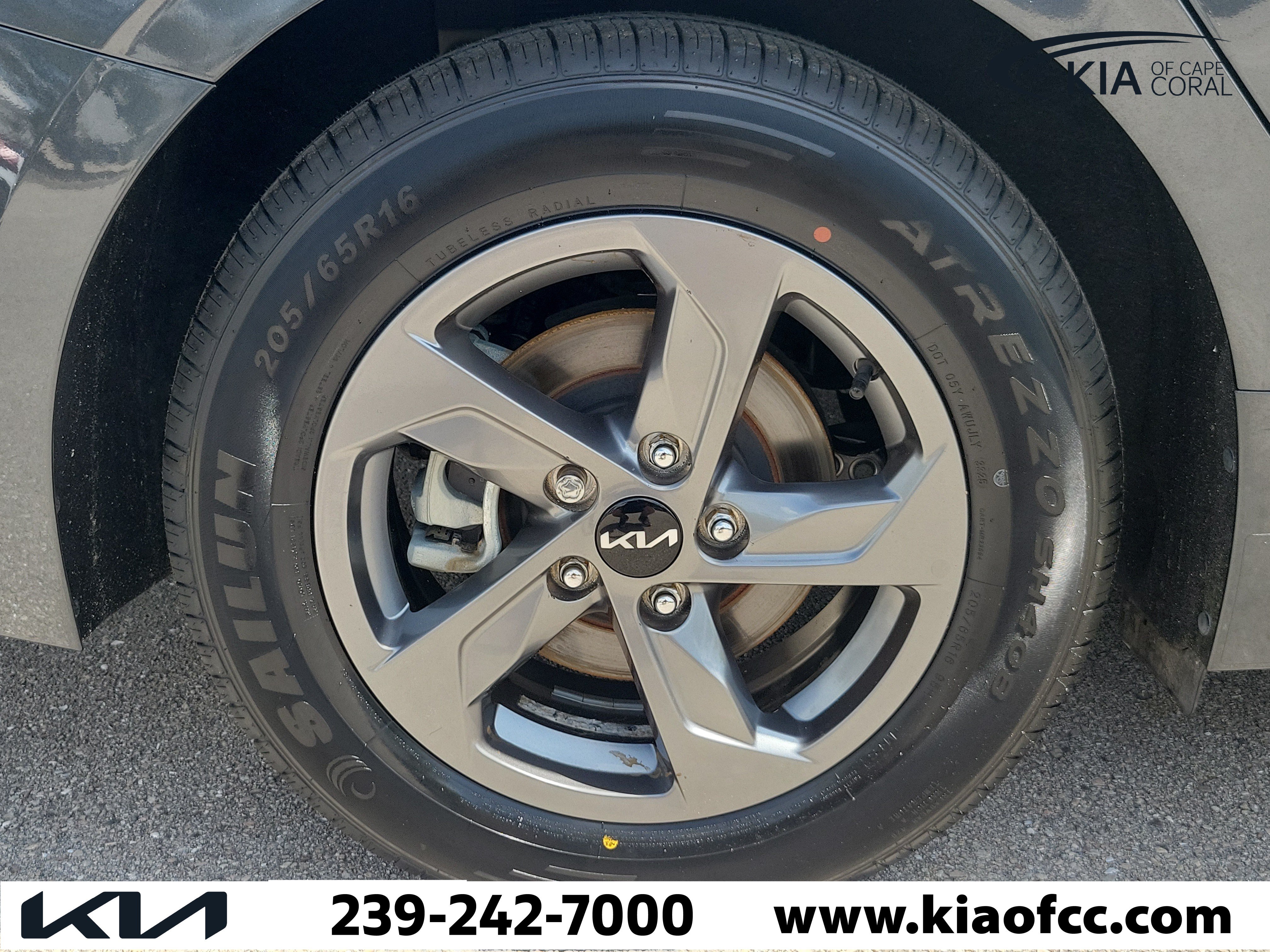 Certified 2024 Kia K5 LXS FWD image 9